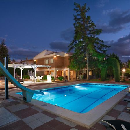 Villa Granada Garden Deluxe Моначиль Экстерьер фото