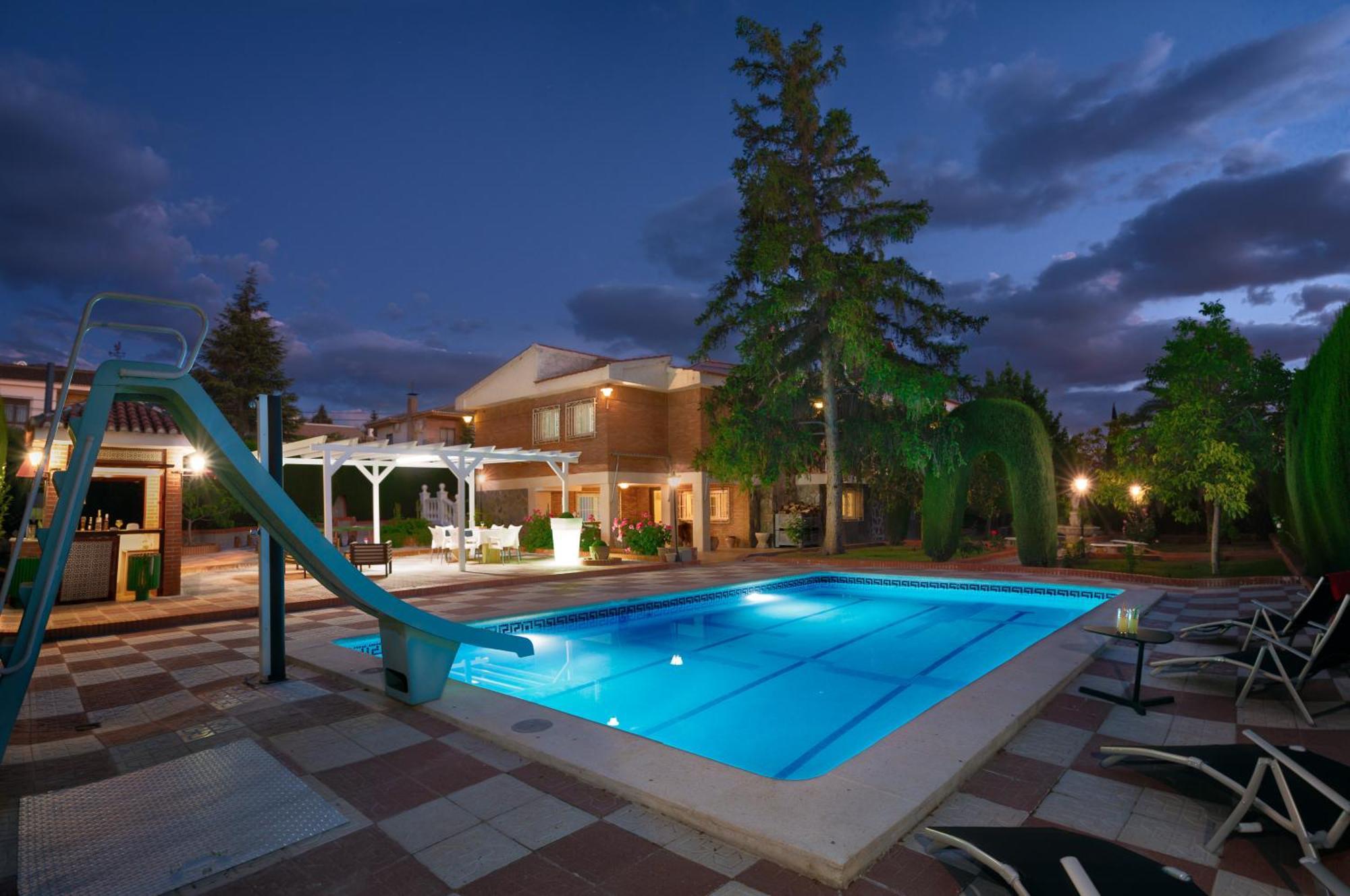 Villa Granada Garden Deluxe Моначиль Экстерьер фото