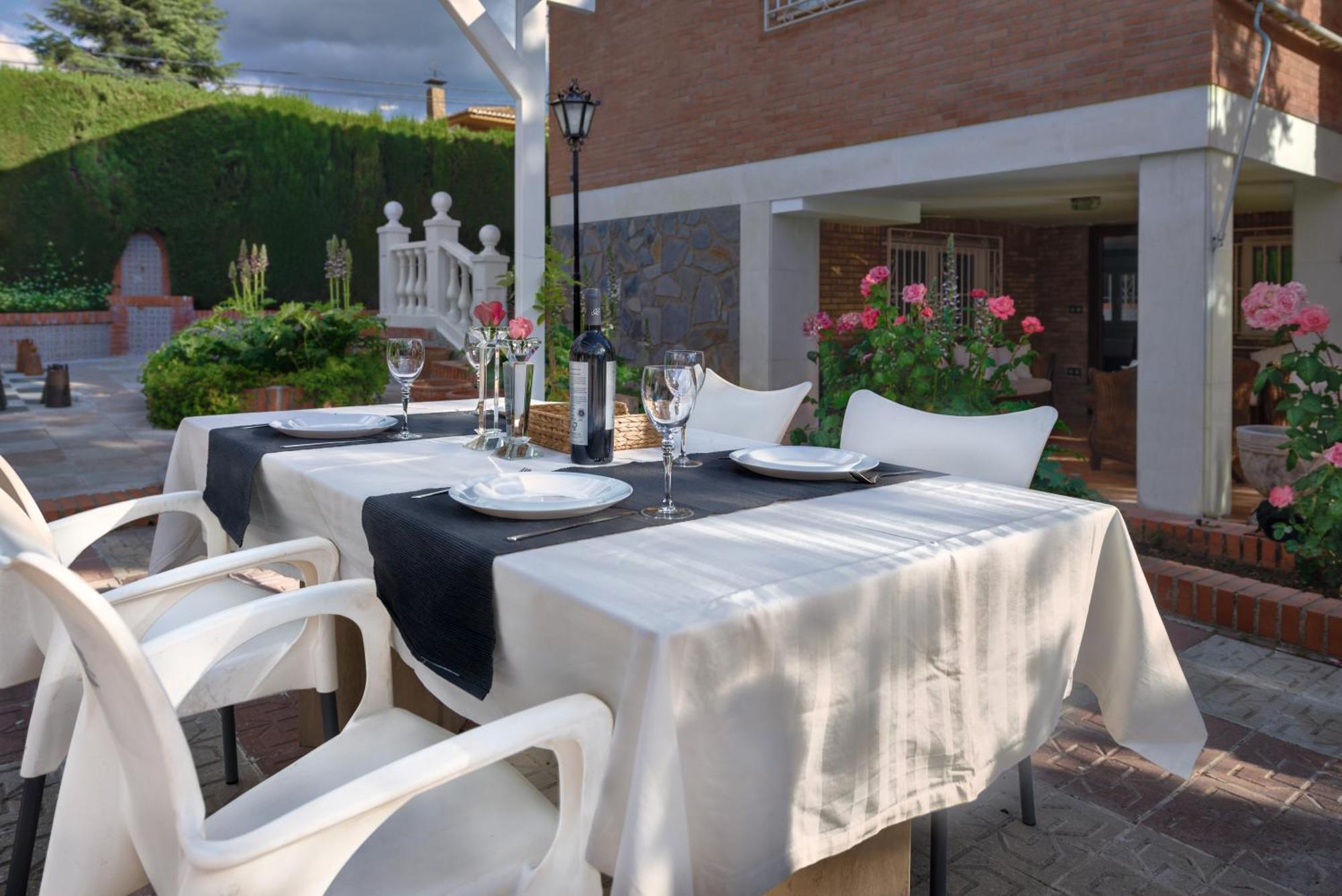 Villa Granada Garden Deluxe Моначиль Экстерьер фото